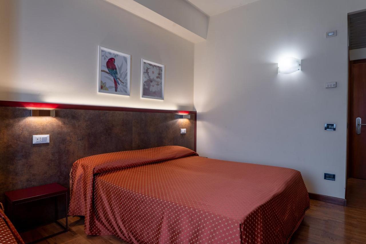 Hotel Centrale Mestre Esterno foto