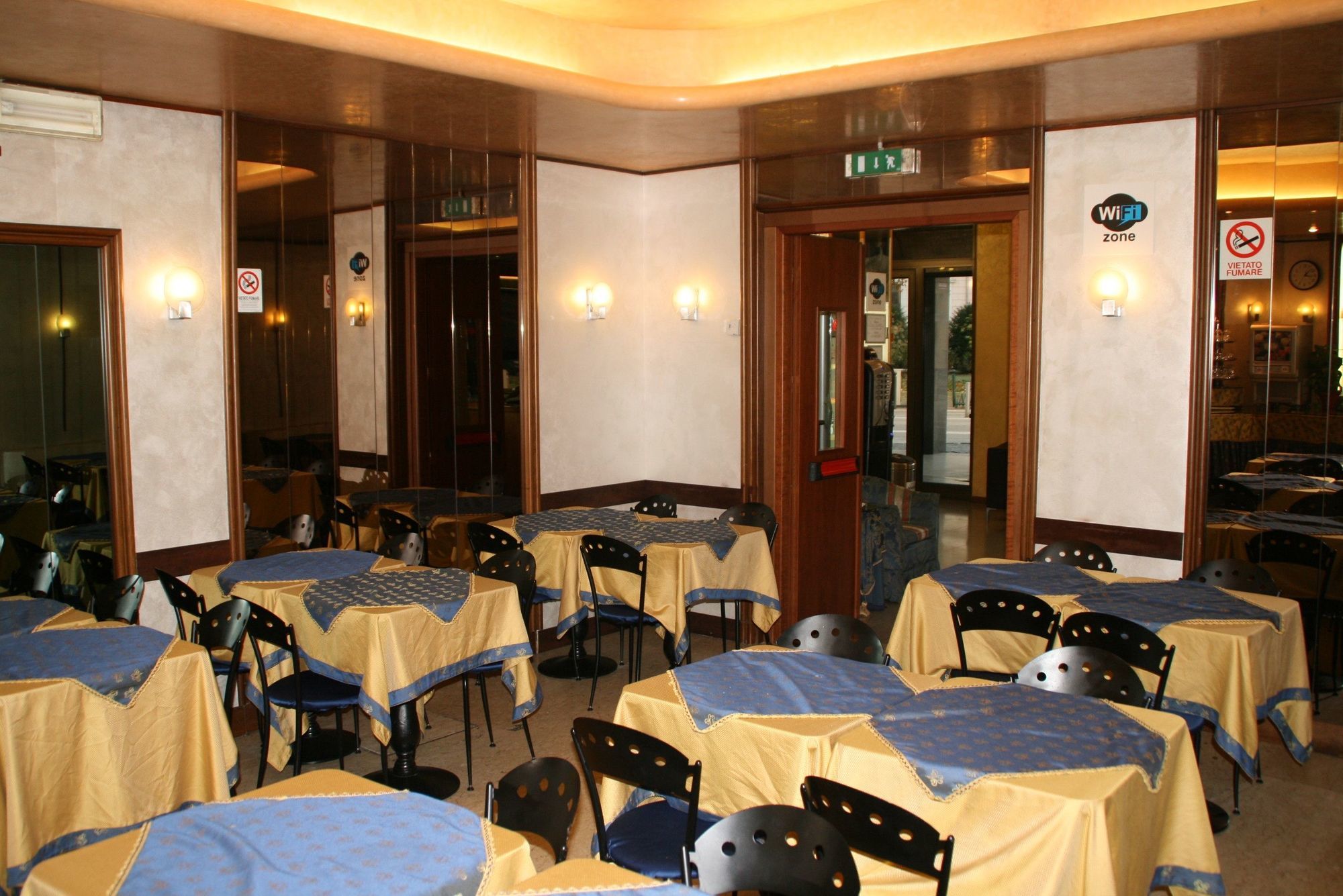 Hotel Centrale Mestre Esterno foto