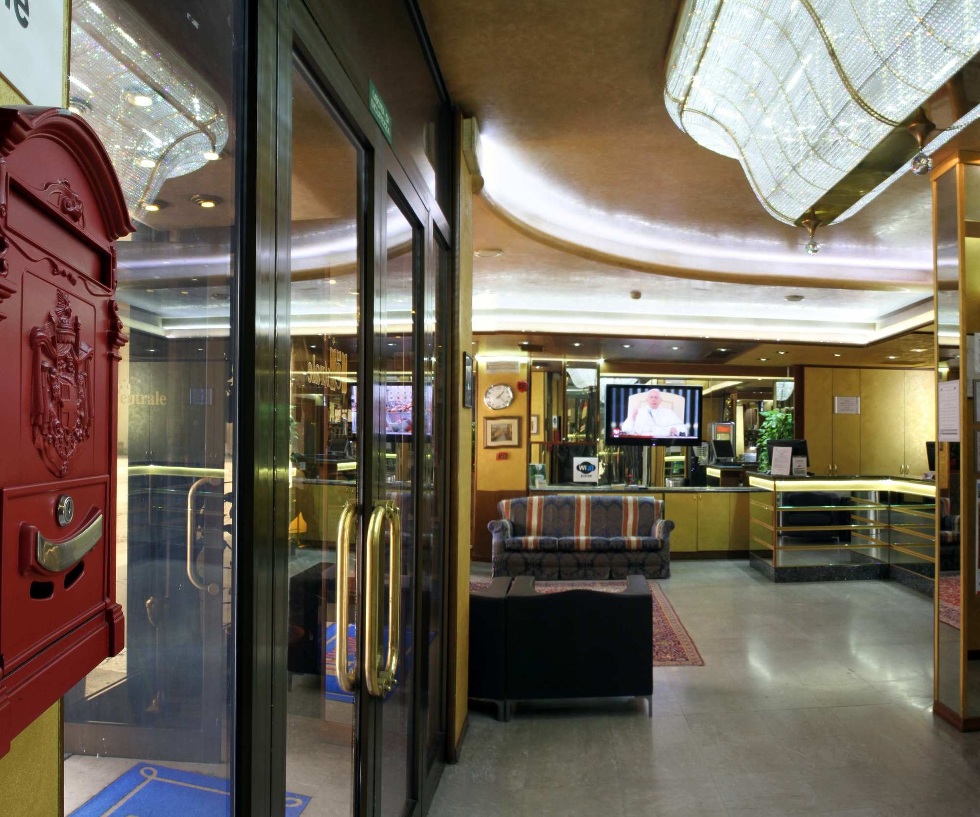 Hotel Centrale Mestre Esterno foto