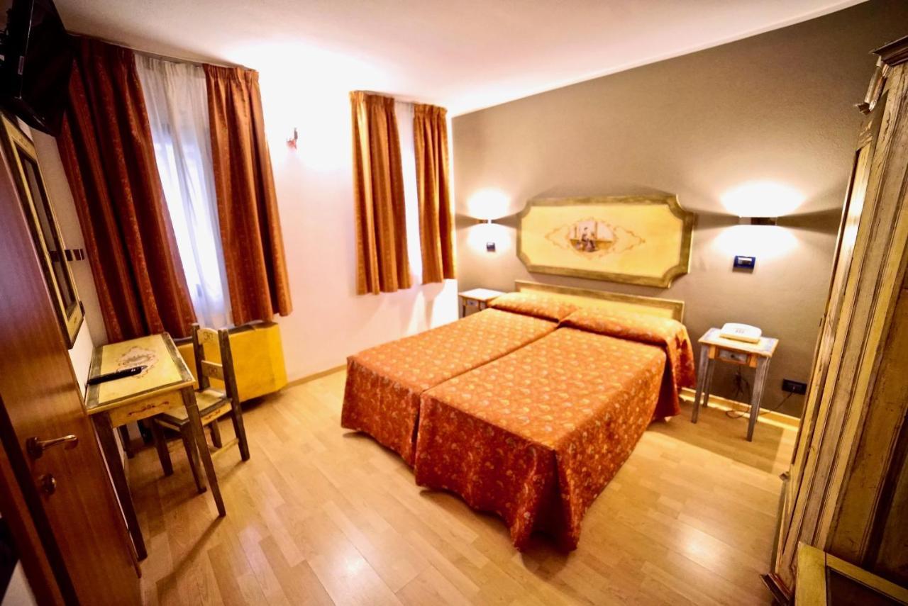 Hotel Centrale Mestre Esterno foto